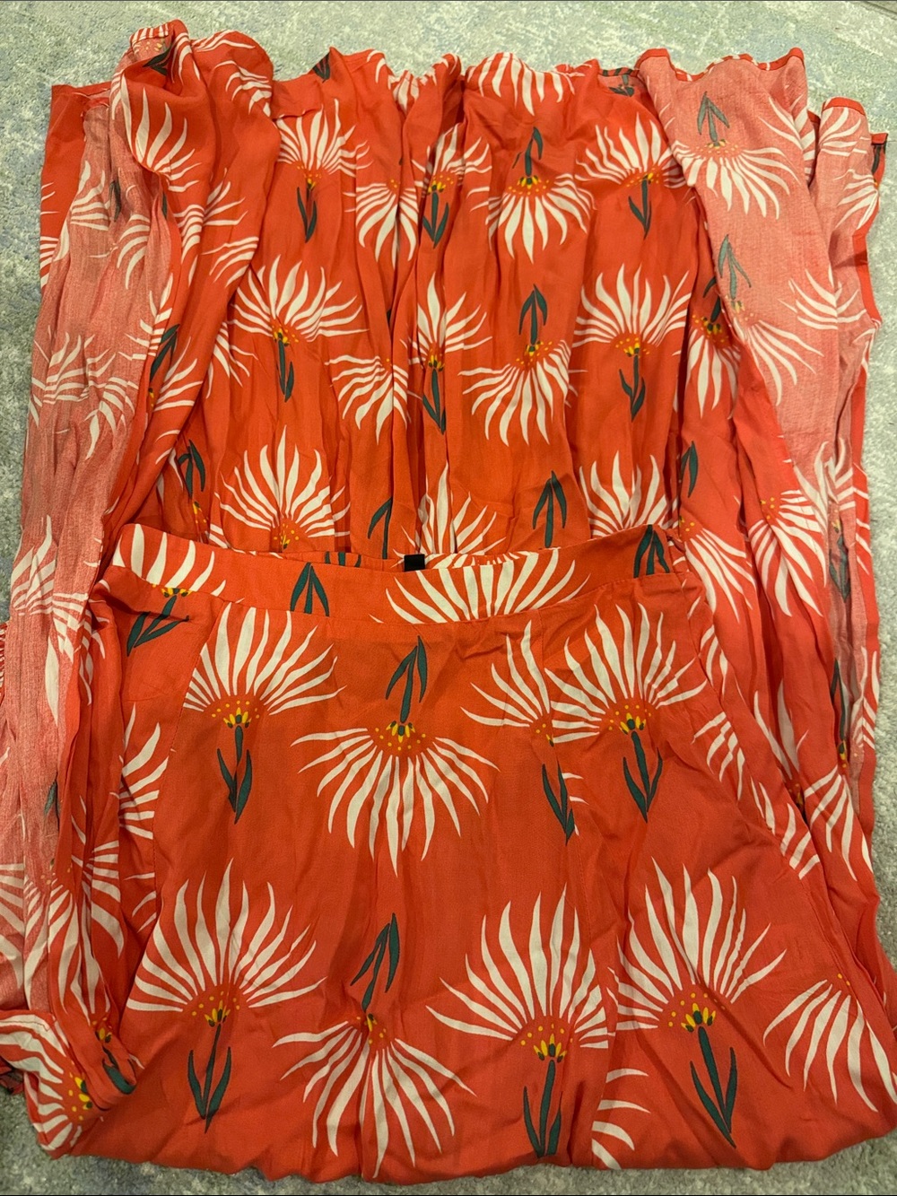 Lulu's Red Floral Maxi Skirt with White Bloom Print - Picture 4 of 4
